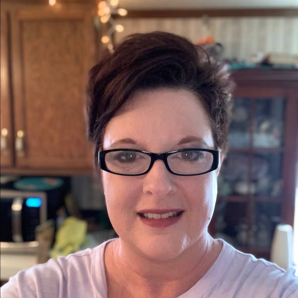 Meet your Posher, Missy